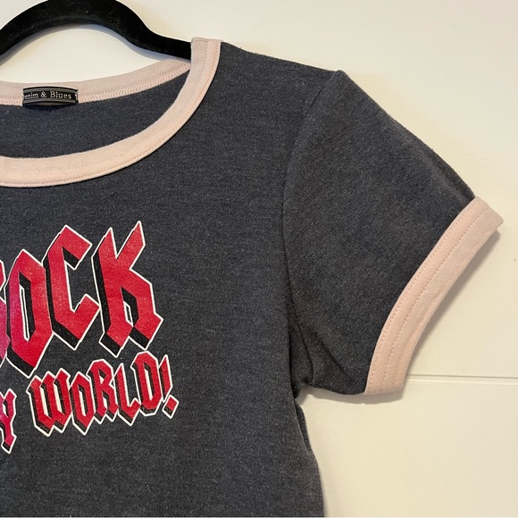 Denim & Blues | Y2K Tee Shirt - Picture 3 of 14